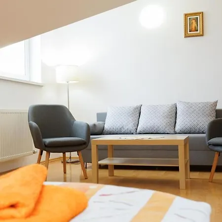 Dom Putnika Cbm Guest house